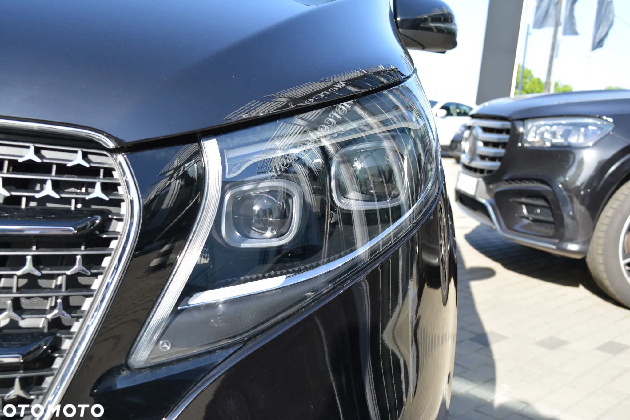 Mercedes-Benz Klasa V 300 d 4-Matic Avantgarde 9G-Tronic (d³ugi) - 11