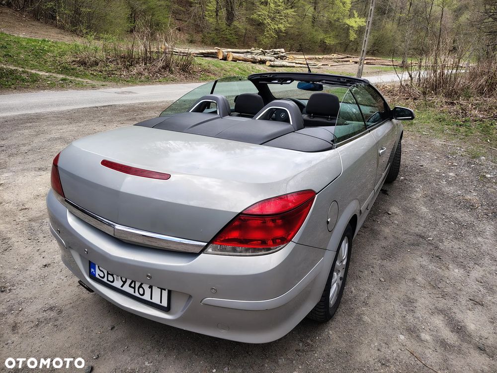 Opel Astra 1.9 CDTI Cosmo - 7