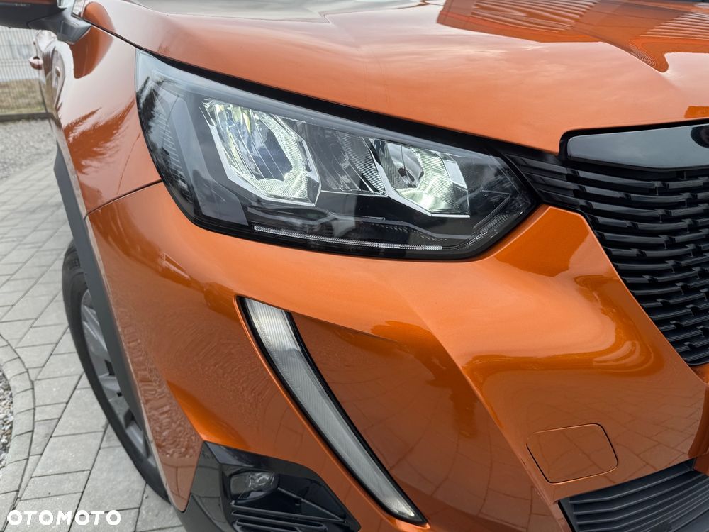 Peugeot 2008 1.2 PureTech Active S&S EAT8 - 3