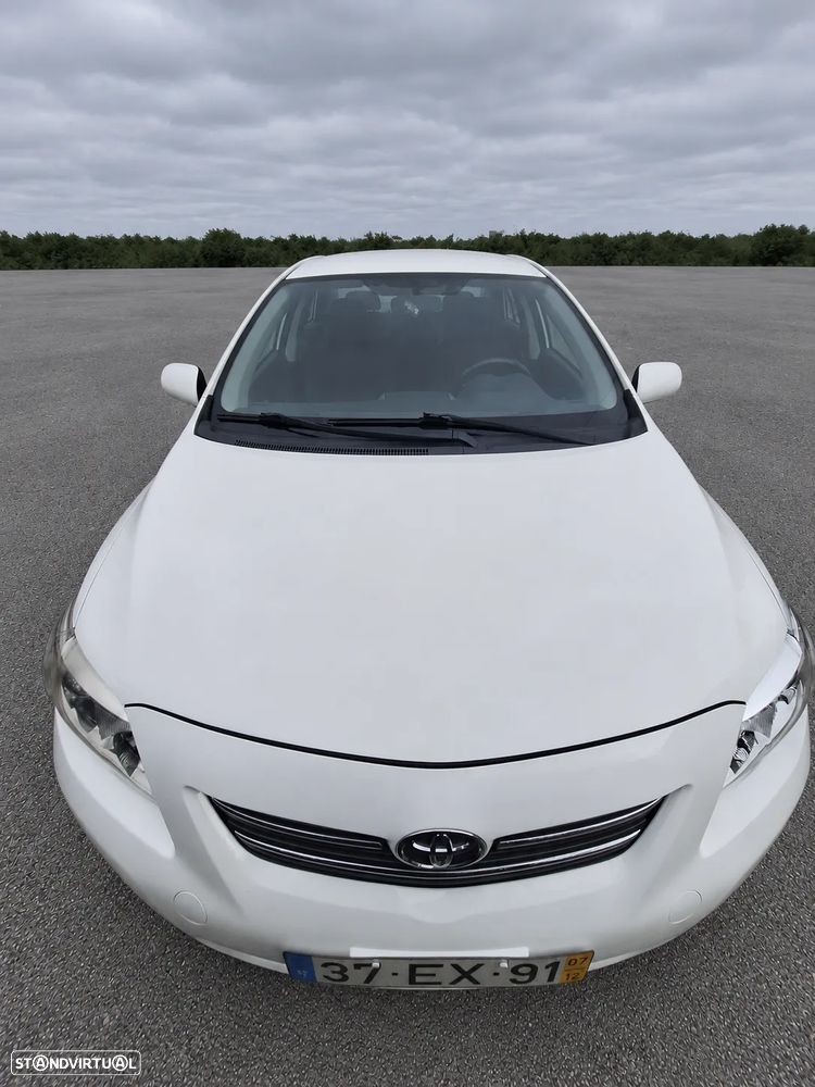 Toyota Corolla 1.4 D-4D Premium Plus - 3