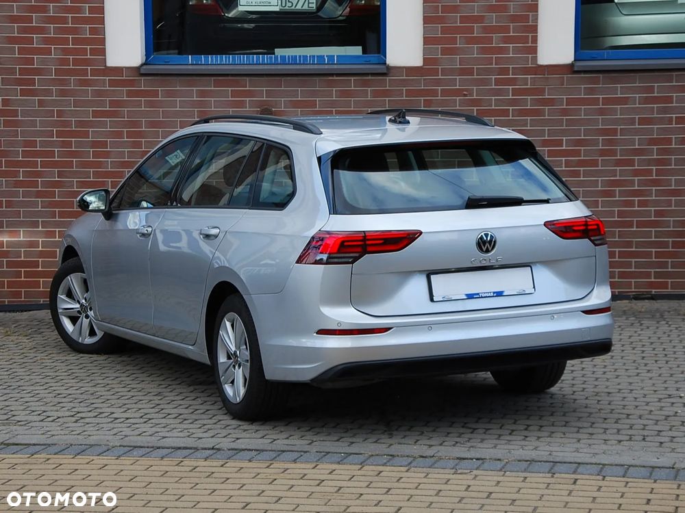 Volkswagen Golf - 4