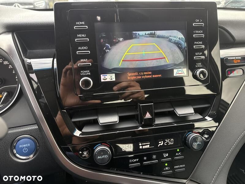 Toyota Camry 2.5 Hybrid Comfort CVT - 15