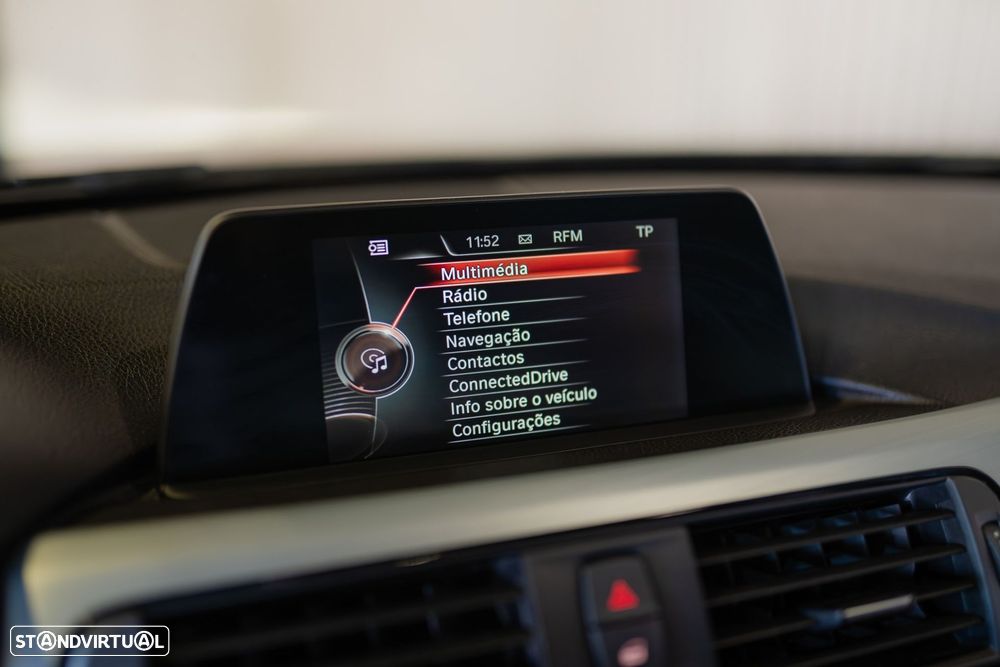 BMW 318 d Pack M - 36