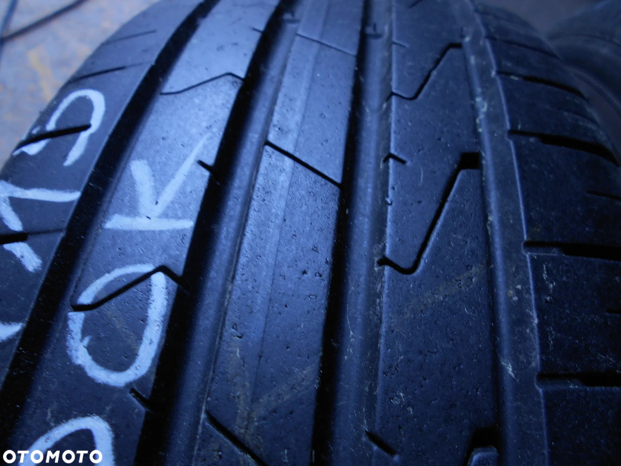 OPONA POJEDYNKA  185/60R15 HANKOOK VENTUS PRIME 3 DOT 0121 8MM - 4