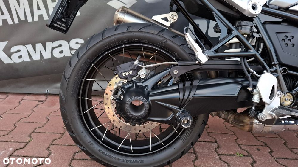 BMW R - 9