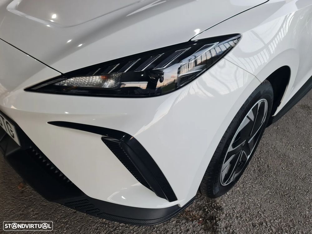 MG MG4 4 Standard - 26