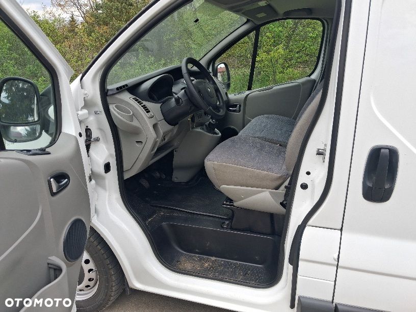 Renault Trafic - 9