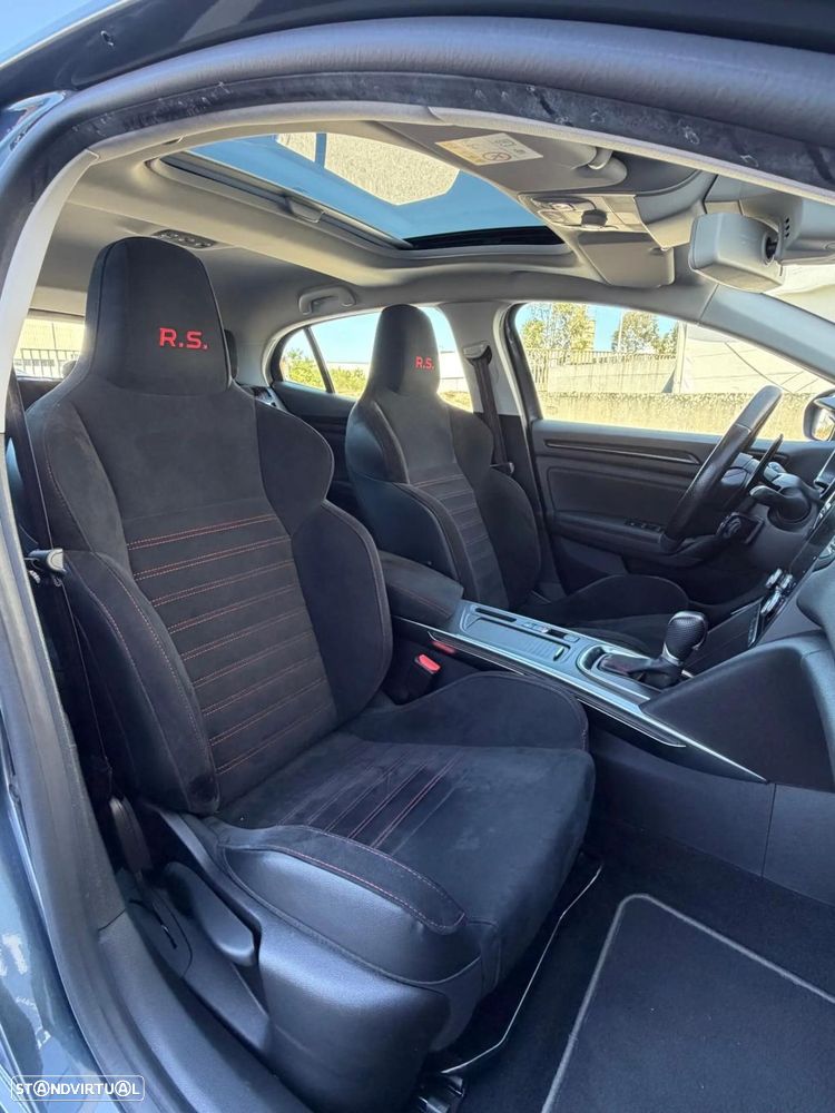 Renault Mégane TCe 300 GPF EDC R.S. TROPHY - 17