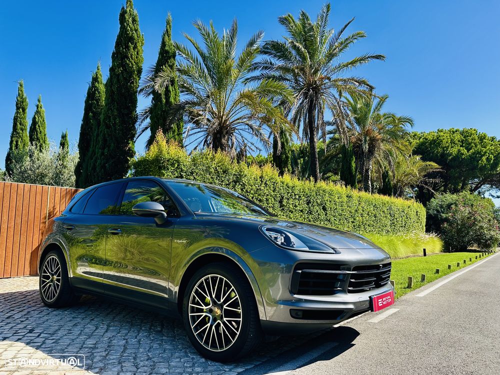 Porsche Cayenne - 12