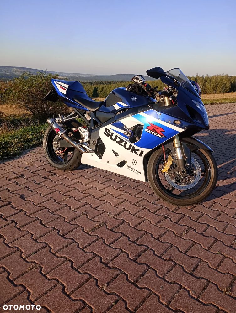 Suzuki GSX-R - 3
