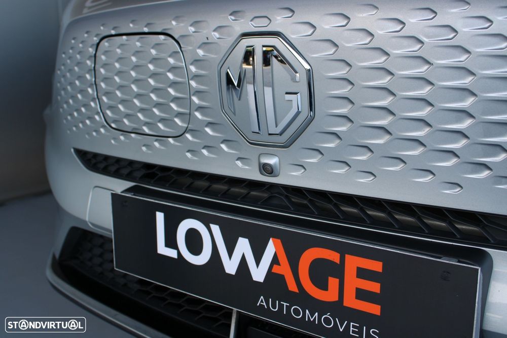 MG ZS EV 72.6 kWh Luxury - 42