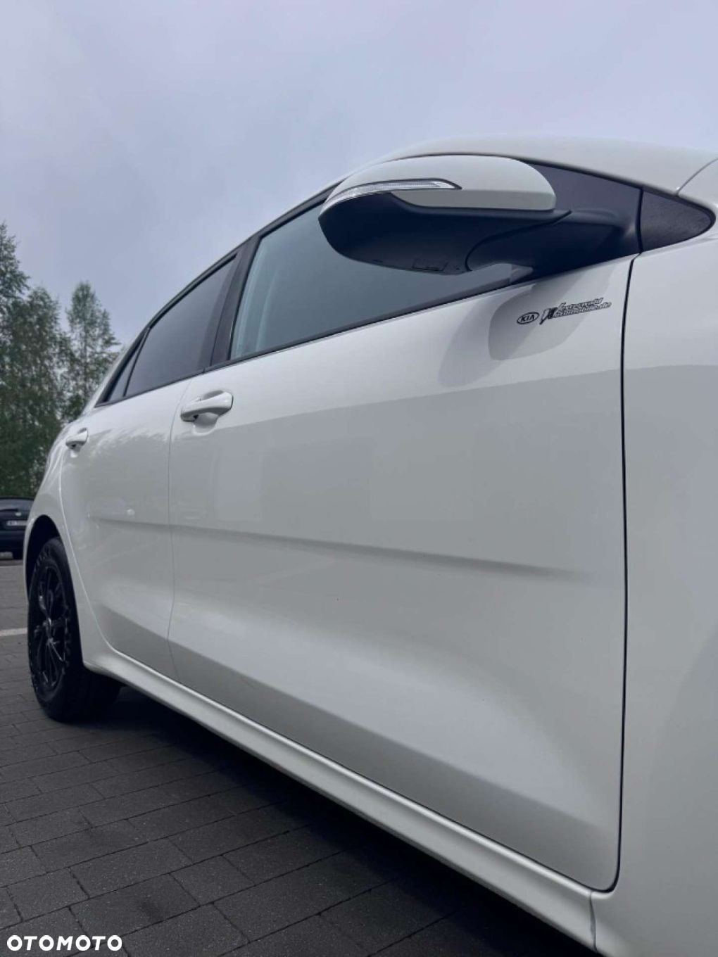 Kia Rio - 29