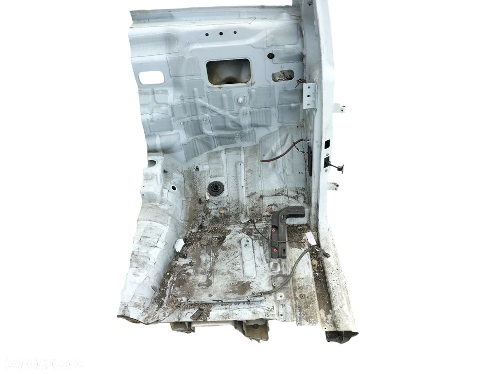 ĆWIARTKA PODŁUŻNICA PRAWY PRZÓD MERCEDES VITO W447 2014- - 2