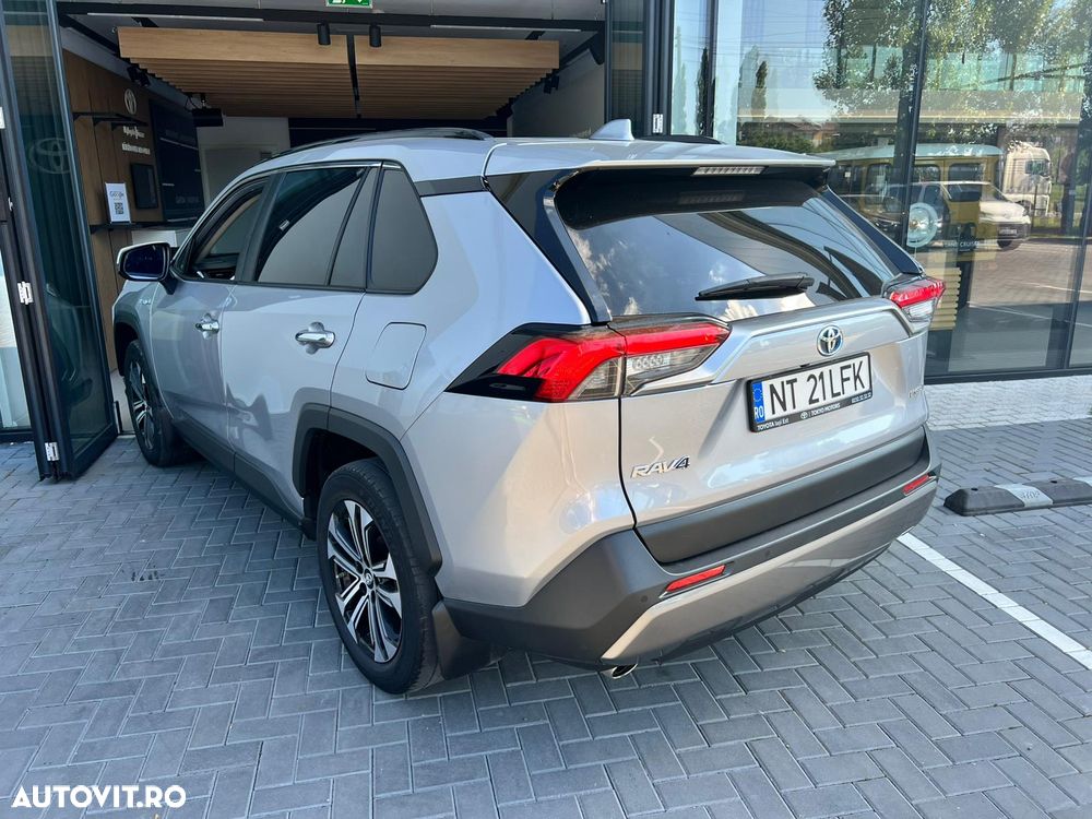 Toyota RAV4 2.5 VVT-iE 4x4 Luxury - 6