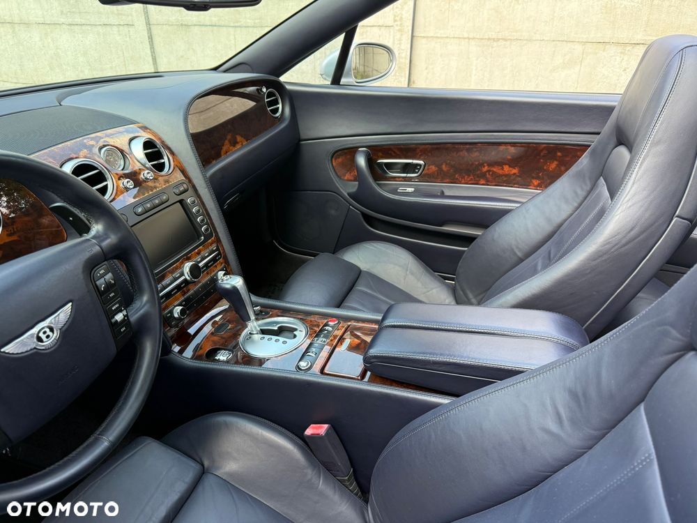 Bentley Continental GT Standard - 11