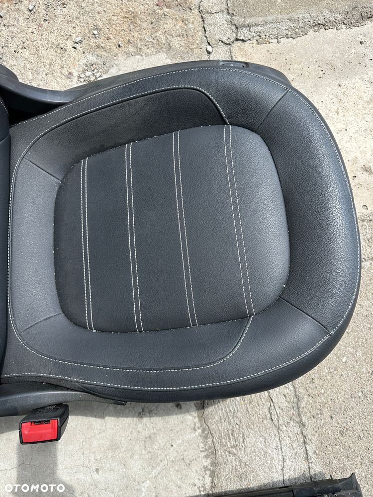 Smart 453 twingo 3  fotel grzany skórzany biała  nić  oparcie iso fix air bag grzany kanapa tył - 10