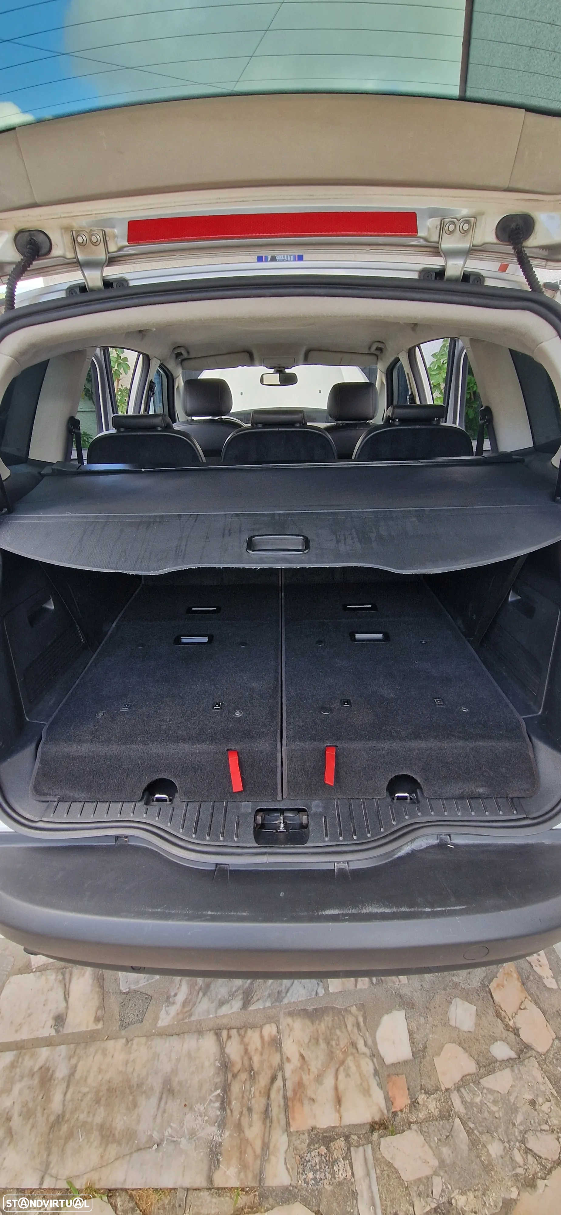 Ford S-Max 2.0 TDCi Titanium 7L - 21