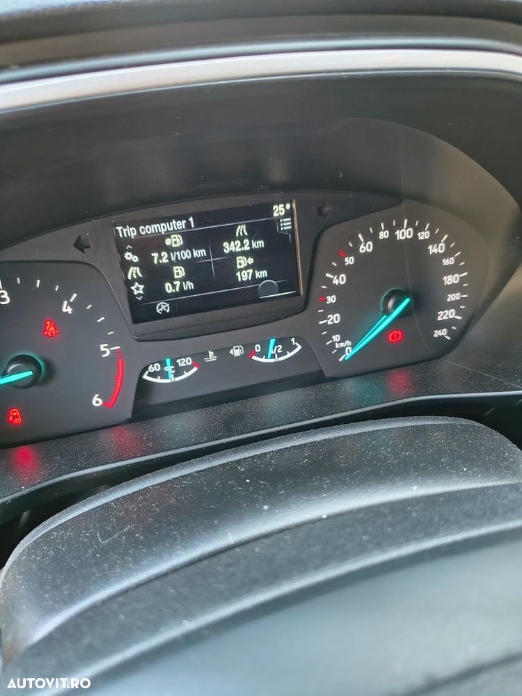 Ford Focus 1.5 EcoBlue Start-Stopp-System TREND - 5