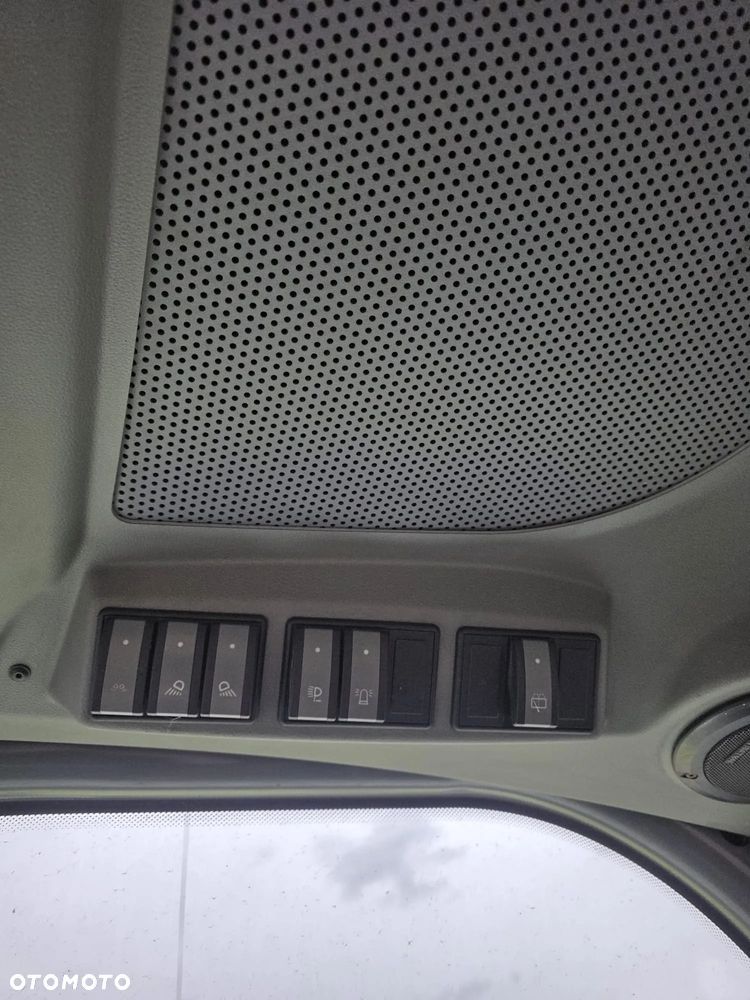 Claas Scorpion 7055 - 27