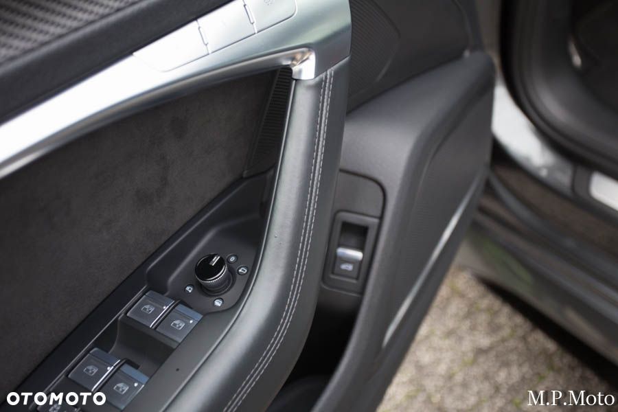 Audi RS6 Avant 4.0 TFSI quattro tiptronic - 22