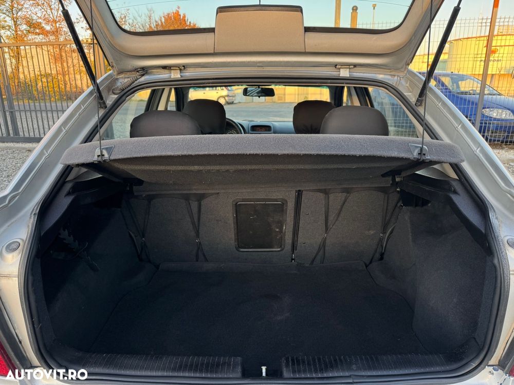 Opel Astra 1.6 Comfort - 15