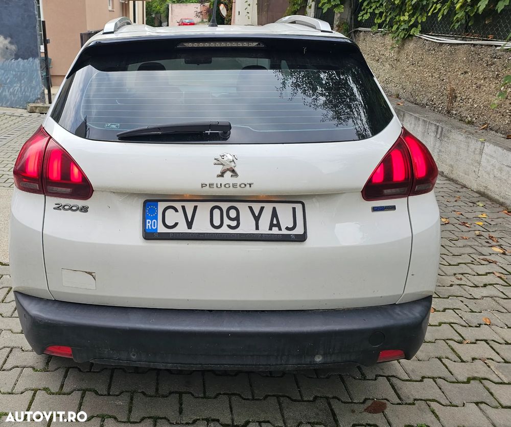 Peugeot 2008 - 14