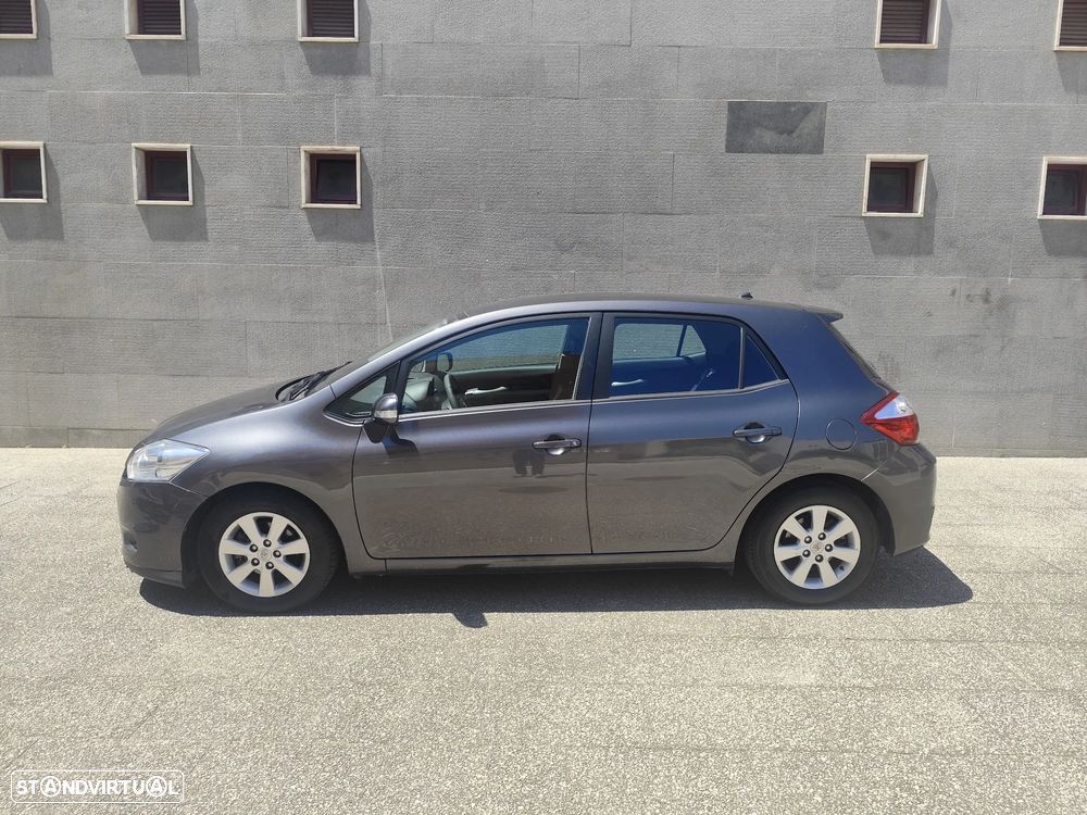 Toyota Auris - 8