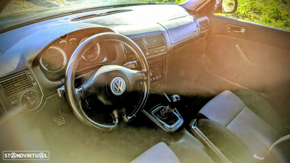 VW Golf 1.4i Confortline AC - 12