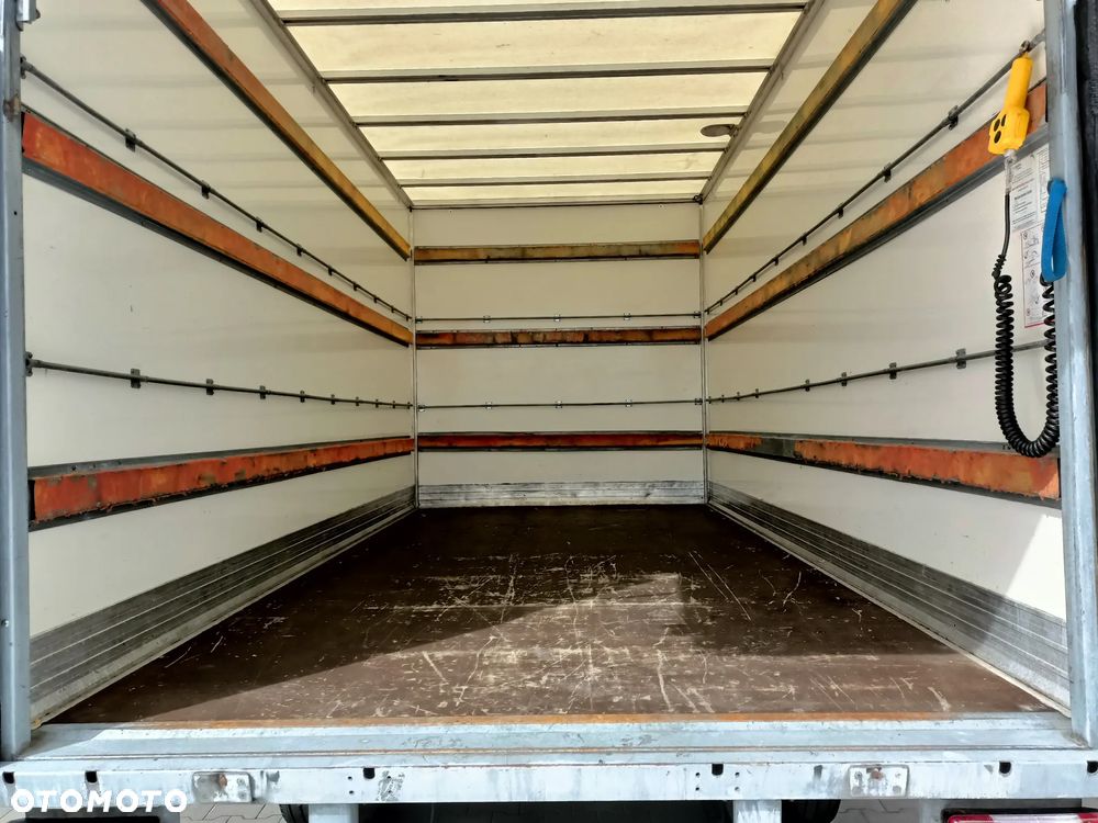 Iveco 35C16 POWER 160KM KONTENER WINDA 750Kg - 9