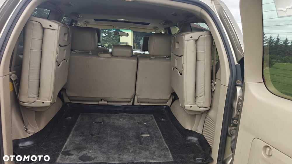 Toyota Land Cruiser - 8
