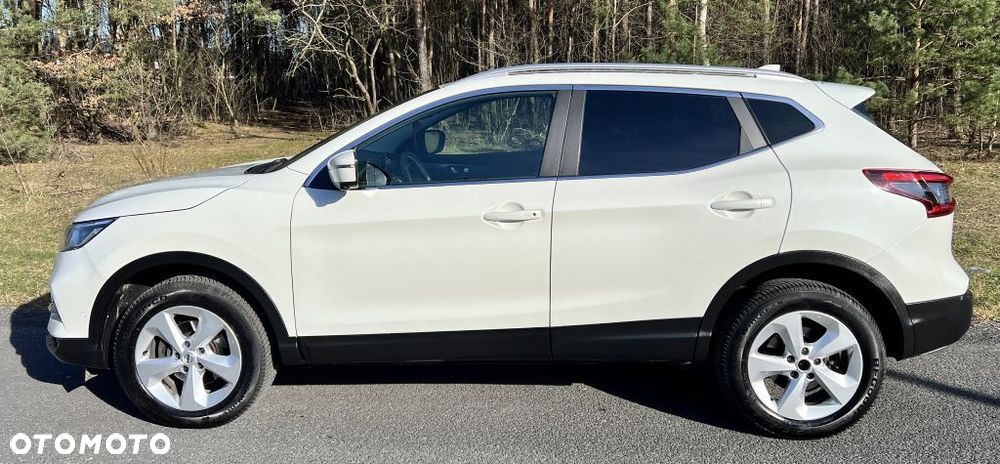 Nissan Qashqai 1.6 DCi 4x4 Tekna+ - 2