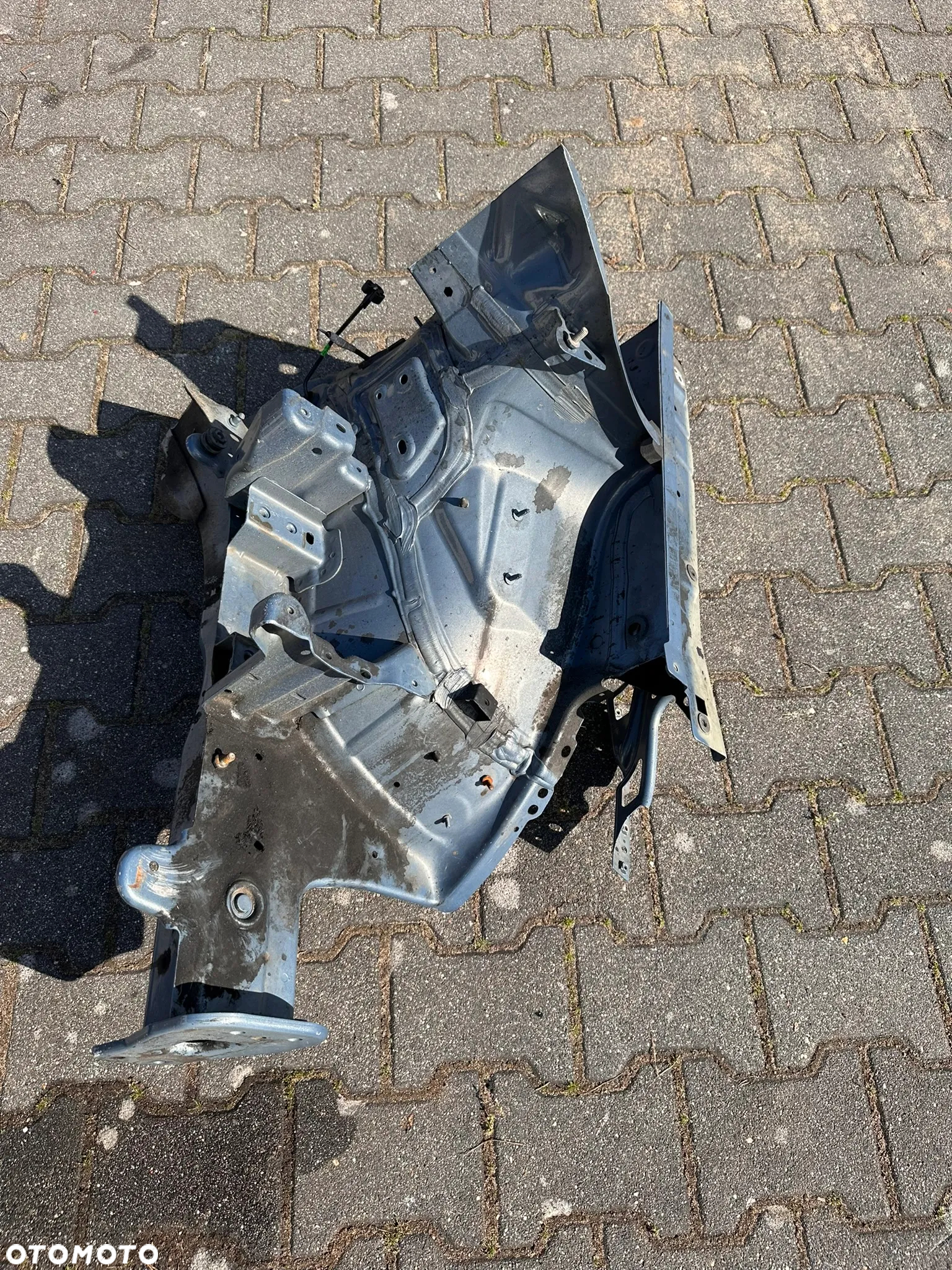 Ćwiartka podłużnica lewy przód lewa przednią Audi Q3 8U - 2