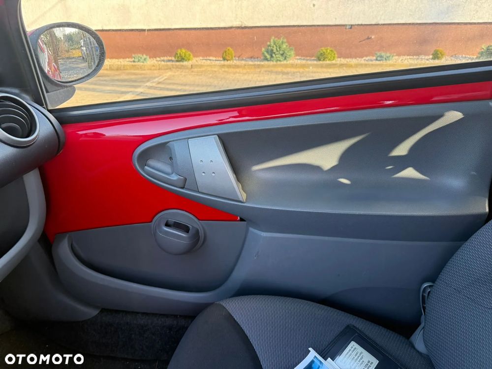 Peugeot 107 70 Filou - 10