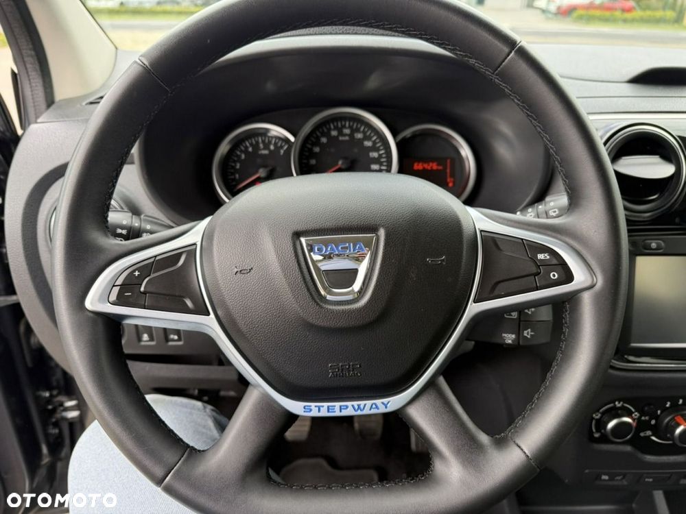 Dacia Lodgy dCi 110 Stepway - 24
