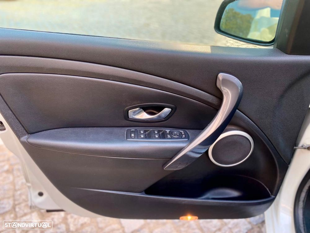 Renault Mégane Sport Tourer 1.5 dCi GT Line - 11