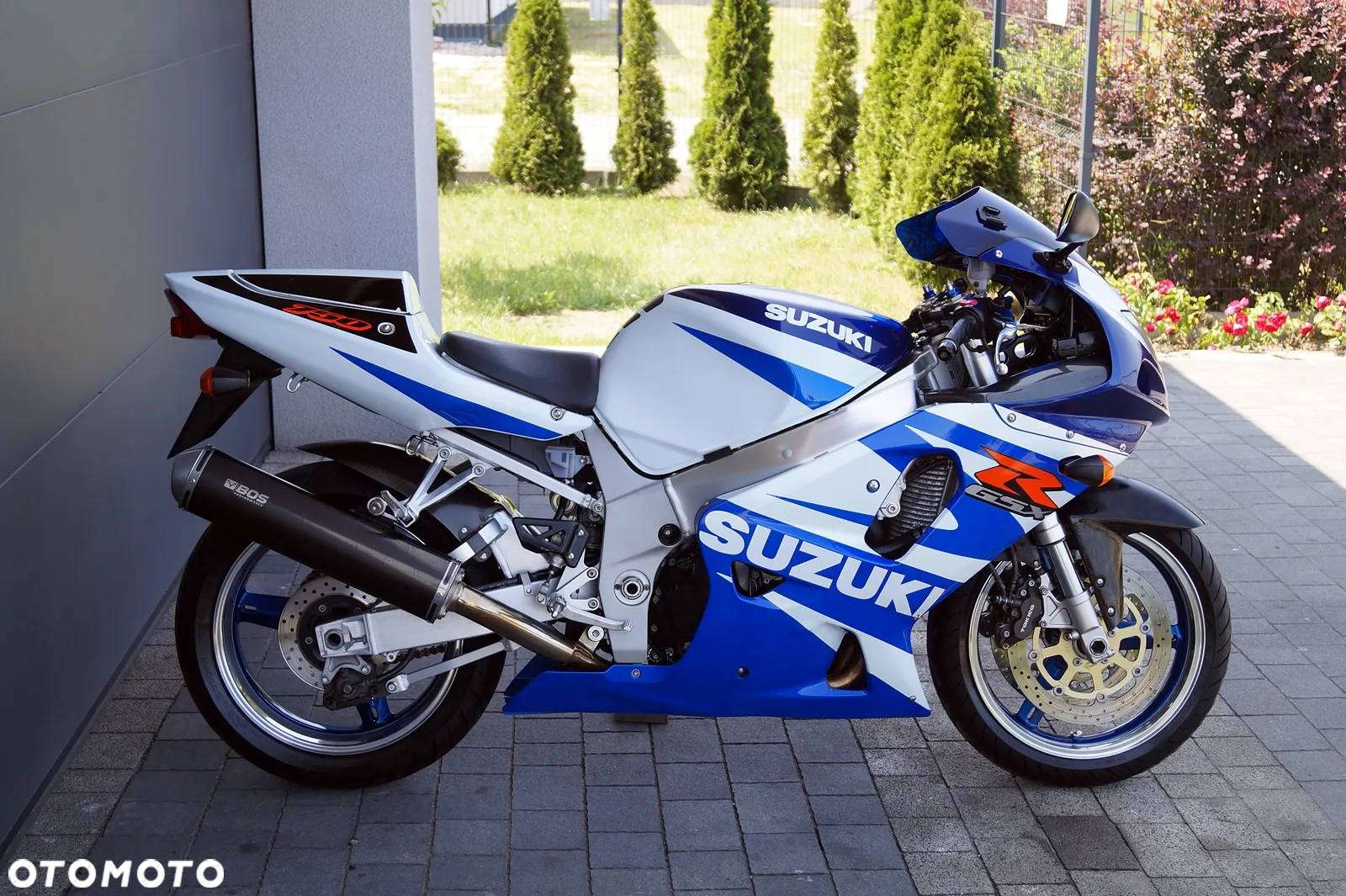 Suzuki GSX-R - 6