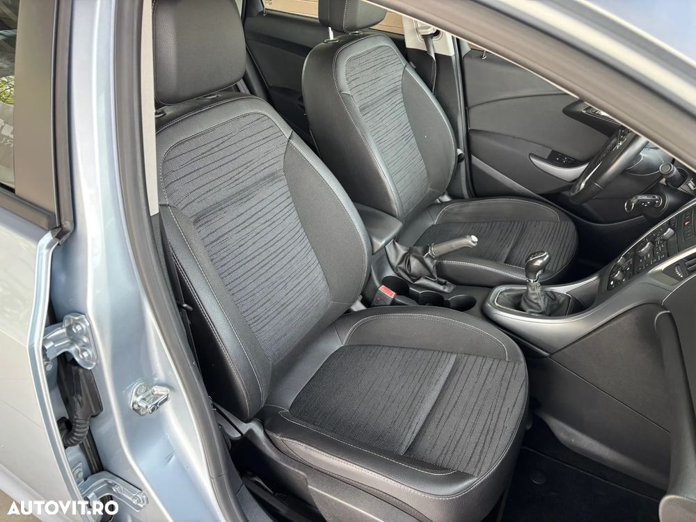 Opel Astra 1.6 TWINPORT ECOTEC Active - 31