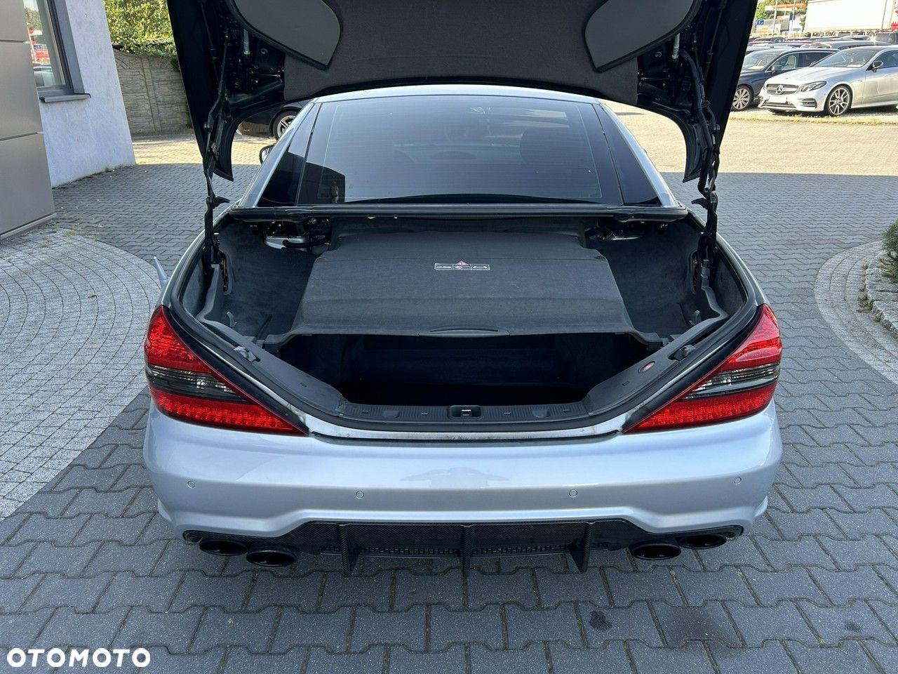 Mercedes-Benz SL - 12