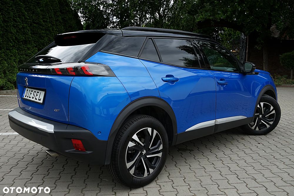 Peugeot 2008 - 8