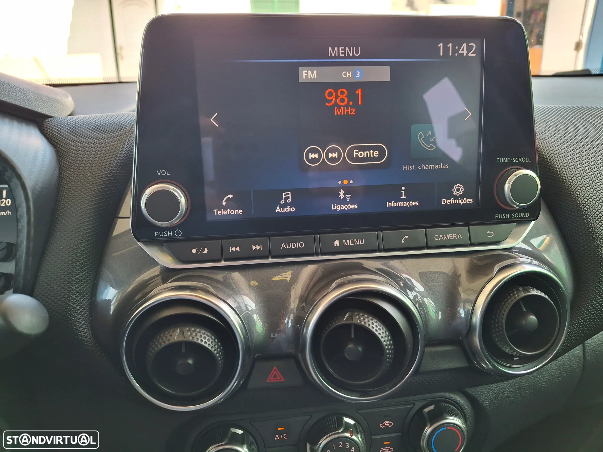 Nissan Juke 1.0 DIG-T Acenta DCT - 16