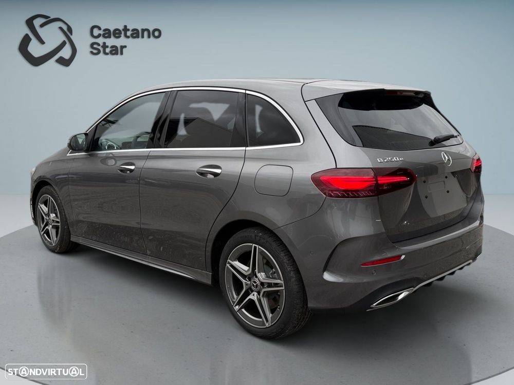 Mercedes-Benz B 250 e — fotografia 8