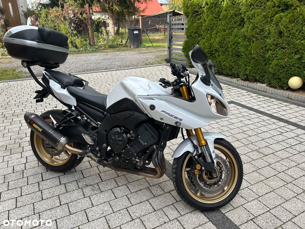 Yamaha FZ8 - 16