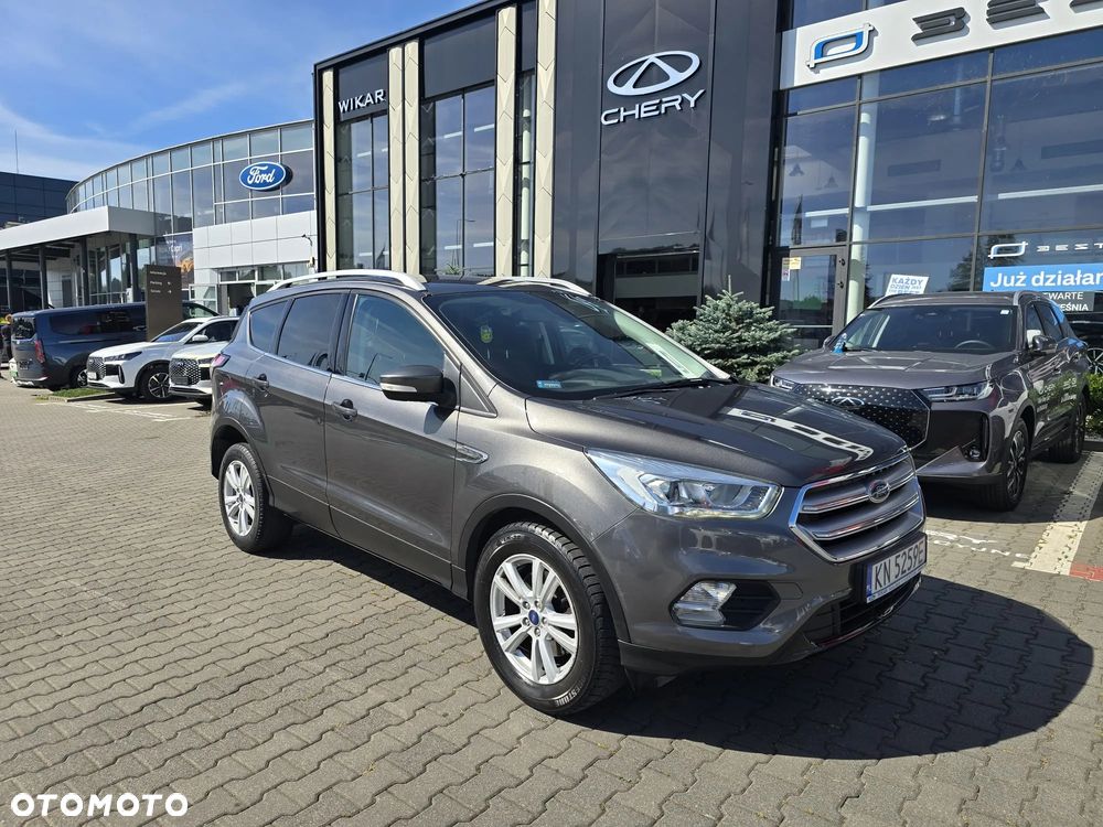 Ford Kuga 1.5 TDCi 2x4 Titanium - 2