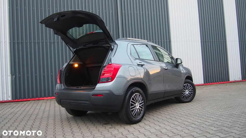 Chevrolet Trax 1.6 LS - 30