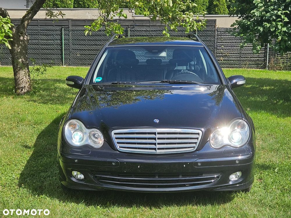 Mercedes-Benz Klasa C 200 Kompressor Automatik Elegance Sport Edition - 32