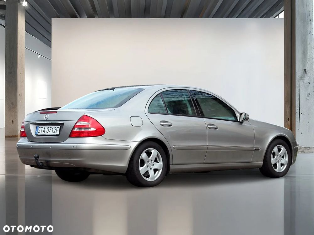 Mercedes-Benz Klasa E 350 7G-TRONIC Avantgarde - 4