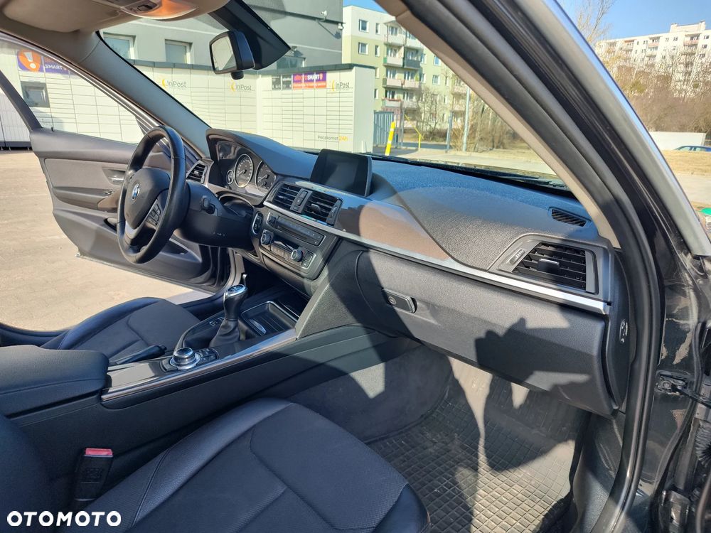 BMW Seria 3 316d Edition Luxury Line Purity - 23