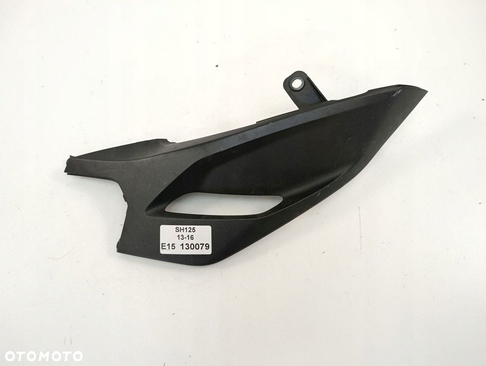 HONDA SH125 13-16 WYPEŁNIENIE PRAWE - 1