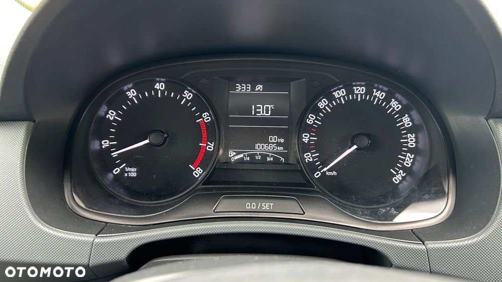 Skoda Fabia 1.0 Active - 5