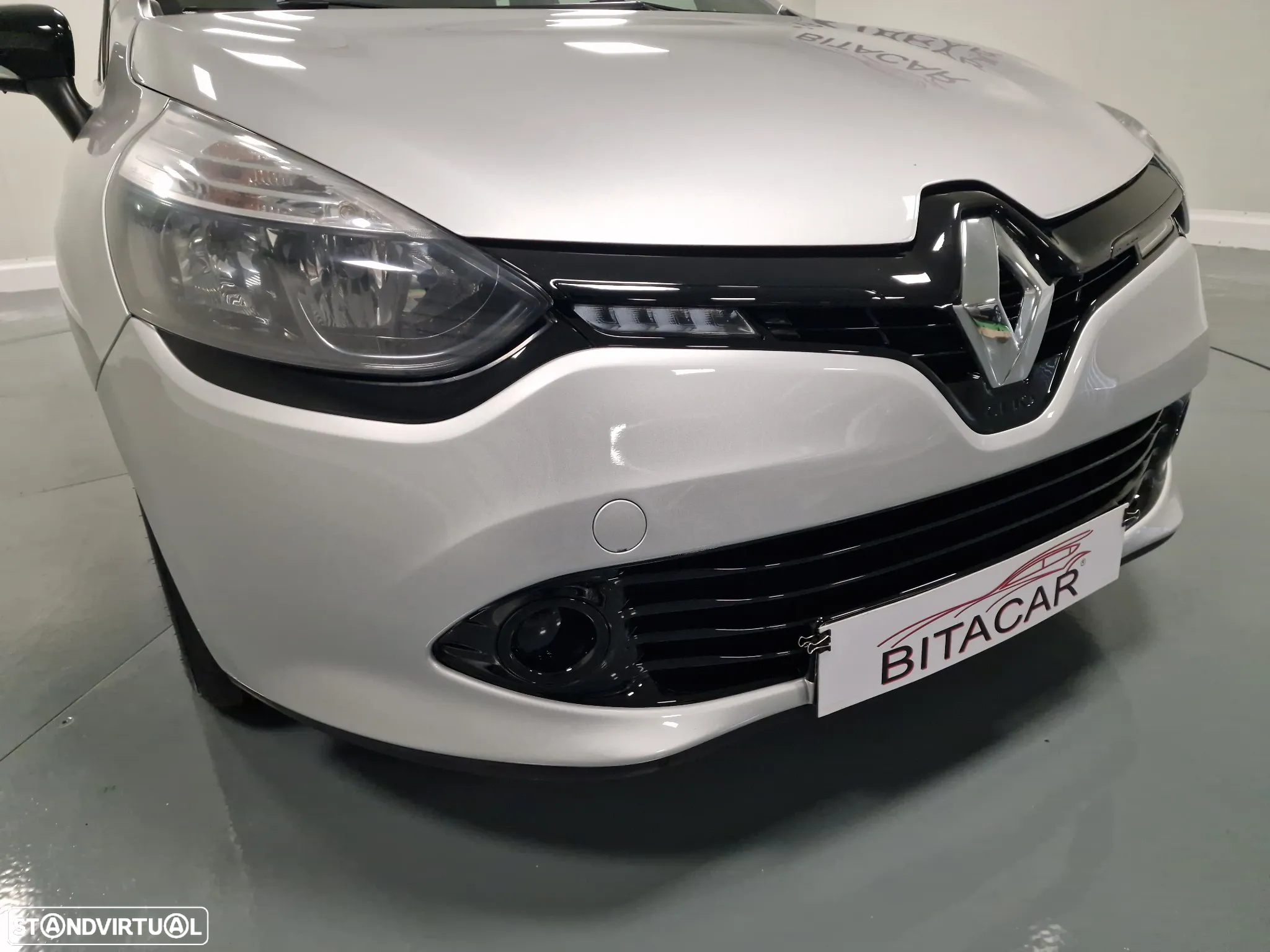 Renault Clio 1.5 dCi Confort - 6